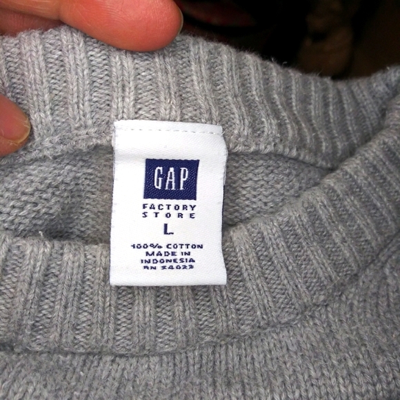 Vintage 2003 Men's GAP Factory Gray & Navy Striped 100% Cotton Crew Neck Sweater - Picture 3 of 5